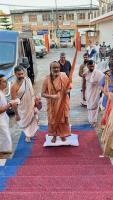 HH Swamiji's arrival, swagta at Trikuta Yatri Niwas, Jammu (12th March 2026)